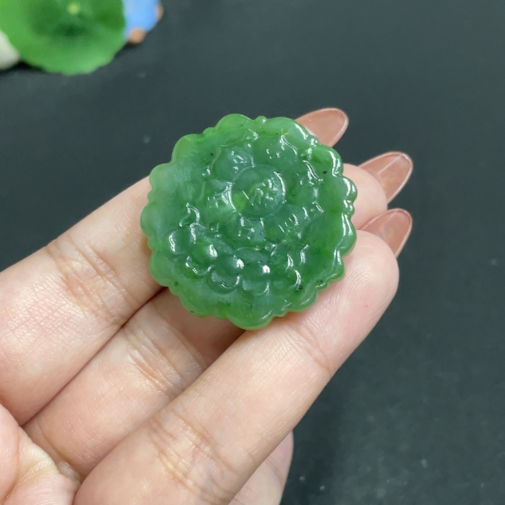 H34010464 Hetian Jade Jasper Pendant - Prosperity in Bloom - Total Weight Approx. 15.8g