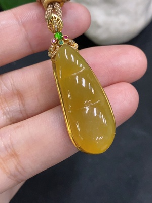 F34023342 Jadeite Fudu Bead Inlaid Pendant 18K Gold Total Weight Including Rope Approx. 6.1g (Yellow Color Origin Undetermined) (Non-Diamond) (Rope Accessory Non-Gold)