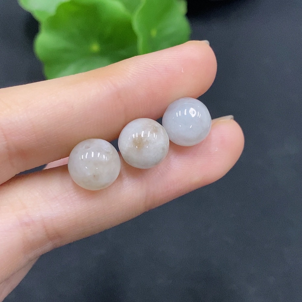 F28254675 Jadeite Beads Sell as a Lot