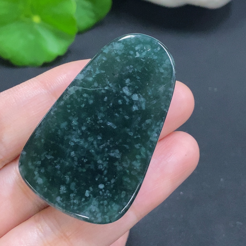 F30542765 Jadeite Shakyamuni Buddha Pendant