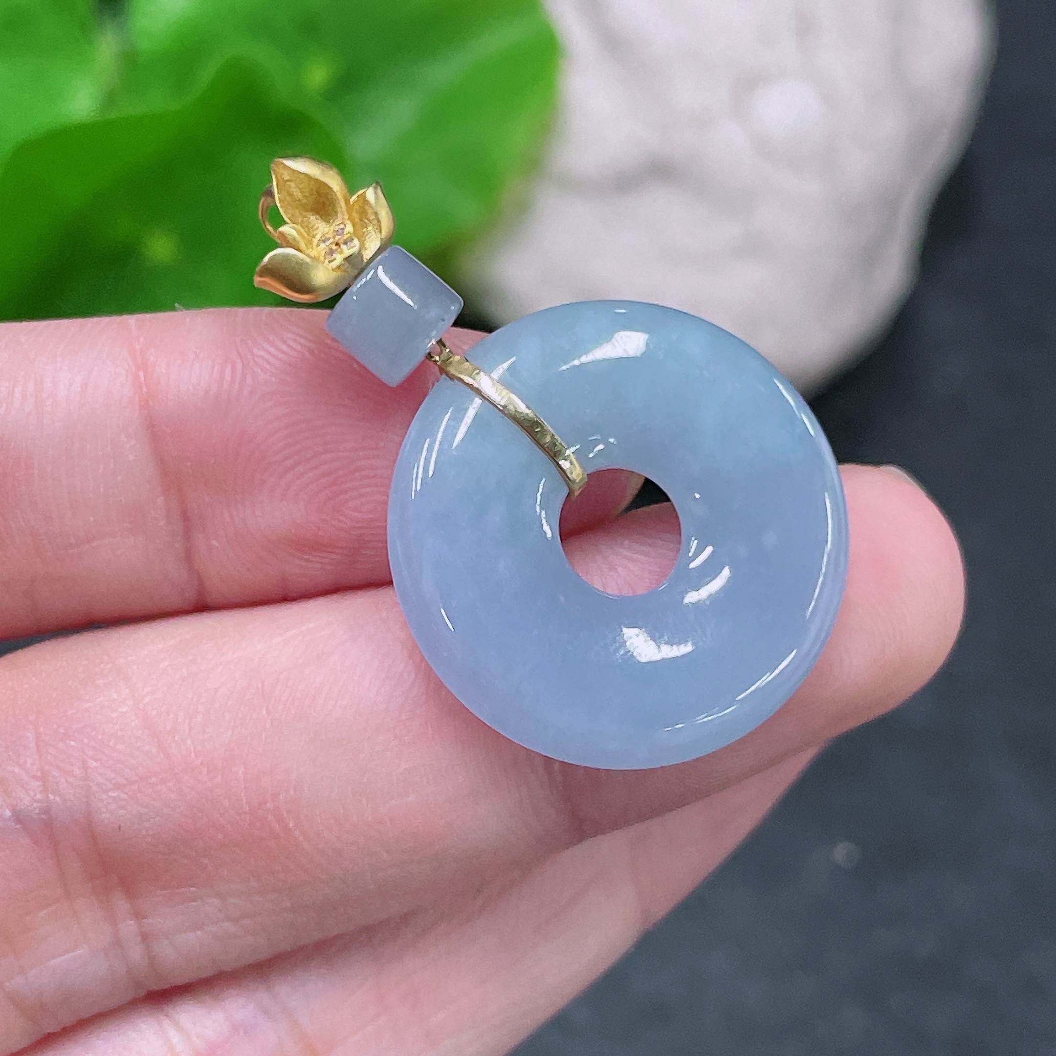 F33864716 Jadeite Pendant with 18K Clasp Total Weight Approx. 4.47g