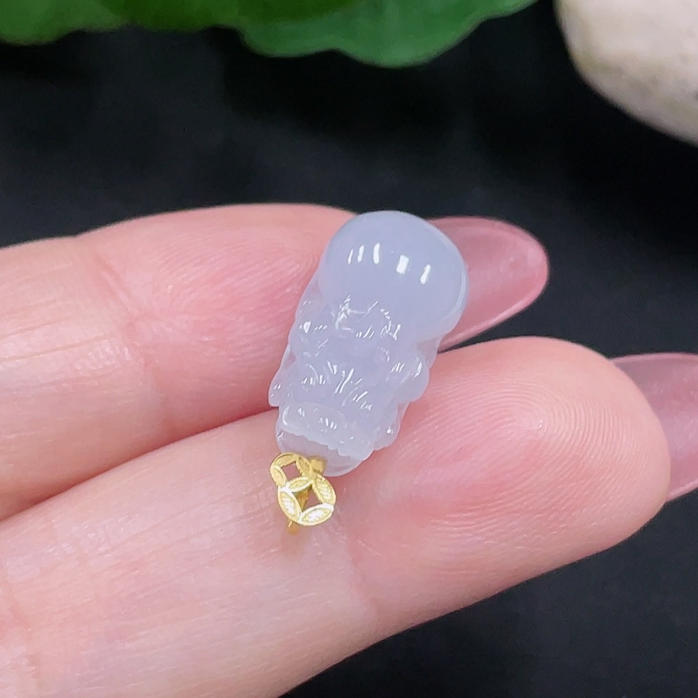 F34982765 Jadeite Pi Xiu Pendant 18K Gold Total Weight About 1.6g