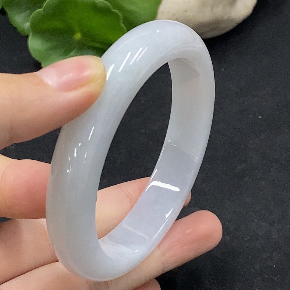 F34056423 Jadeite Round Bangle Size 56.6 Total Weight Approx. 59.76g