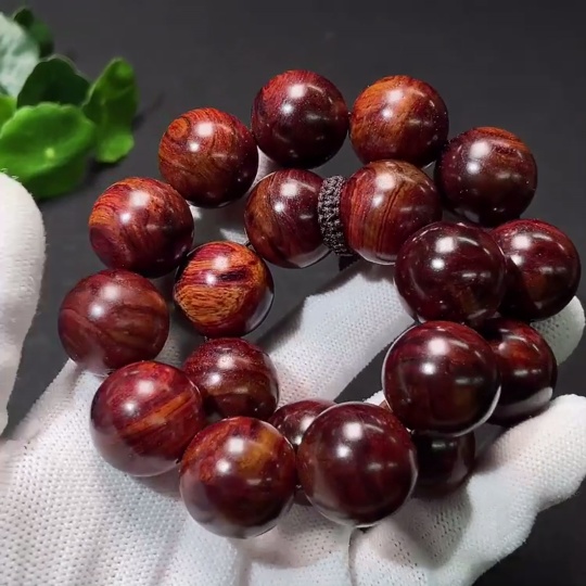 W34987705 Huanghuali Long Strand, Total Weight Approx. 66.7g, Size ~19.8mm