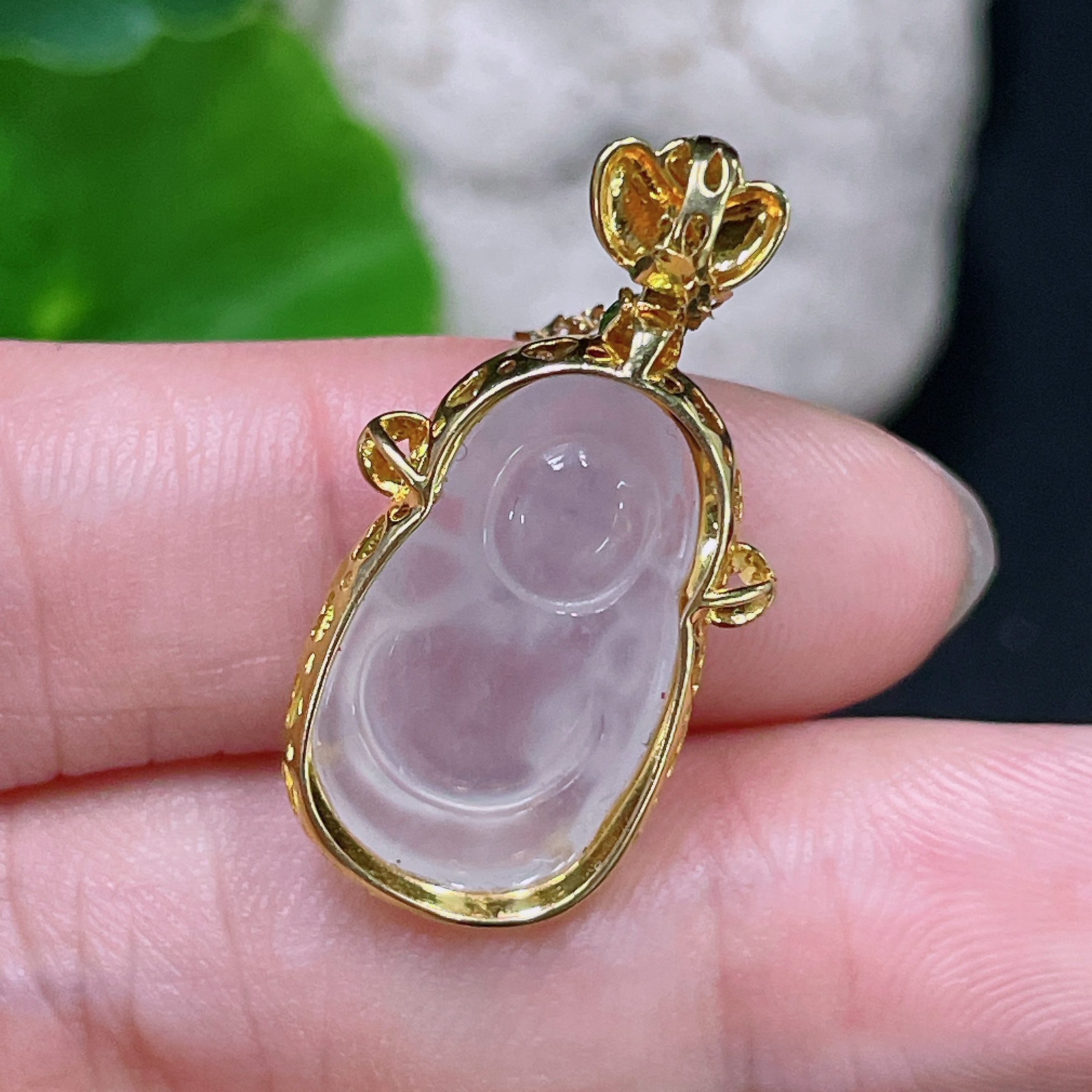 F33893222 Jadeite inlaid God of Wealth pendant 18k total product weight approximately 3.04g including chain