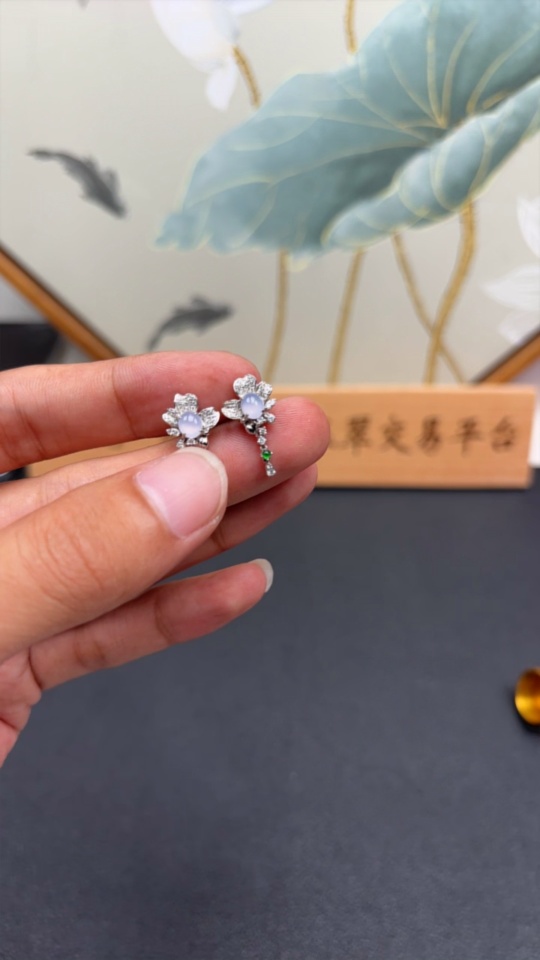 F30484017 Jadeite Cabochon Earrings 18K Gold Total Weight Approx. 2.5g (Diamond Accents)