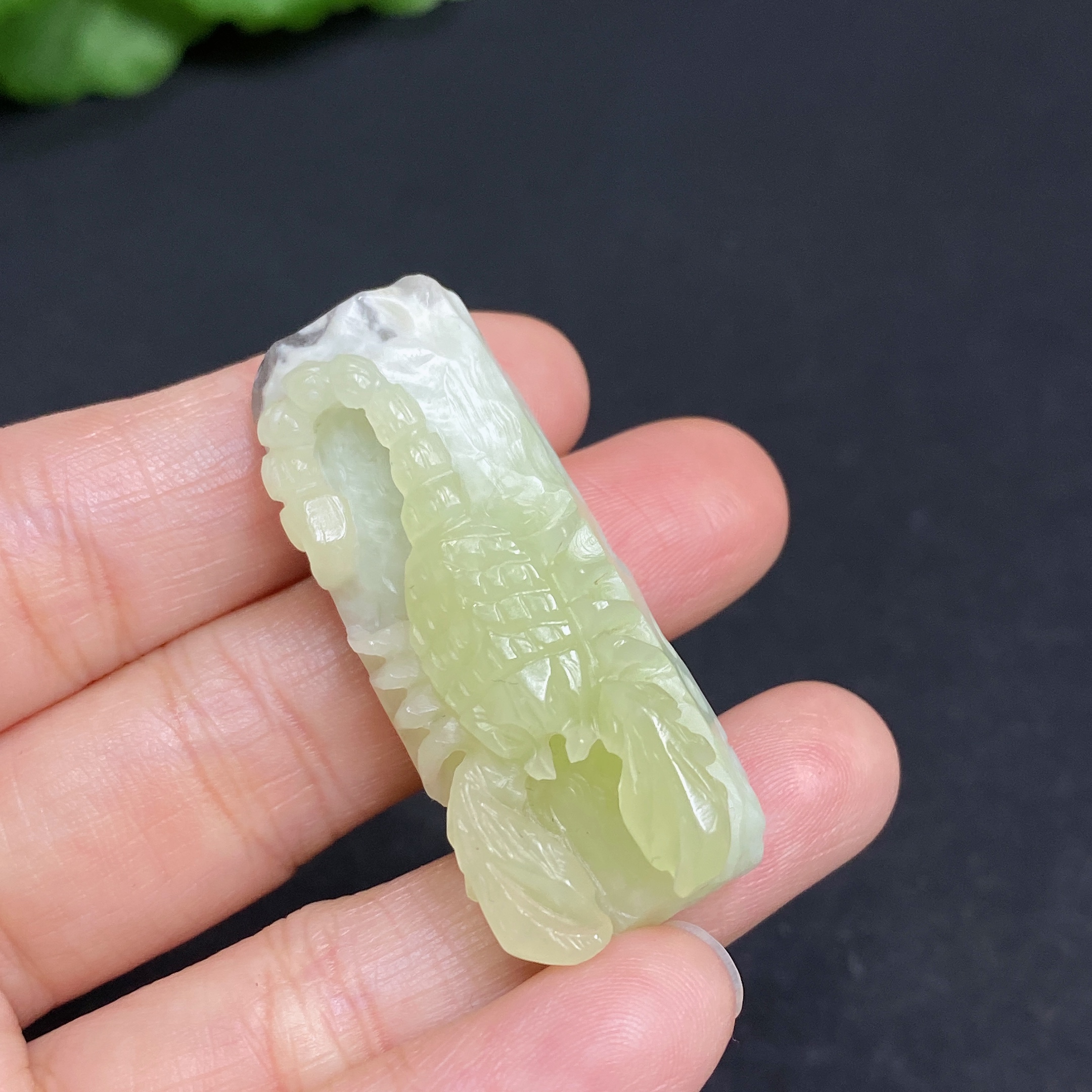 H33938955 Hetian Jade Pendant, Dominate the World, Total Weight Approx. 14.3g, Containing Other Mineral Components