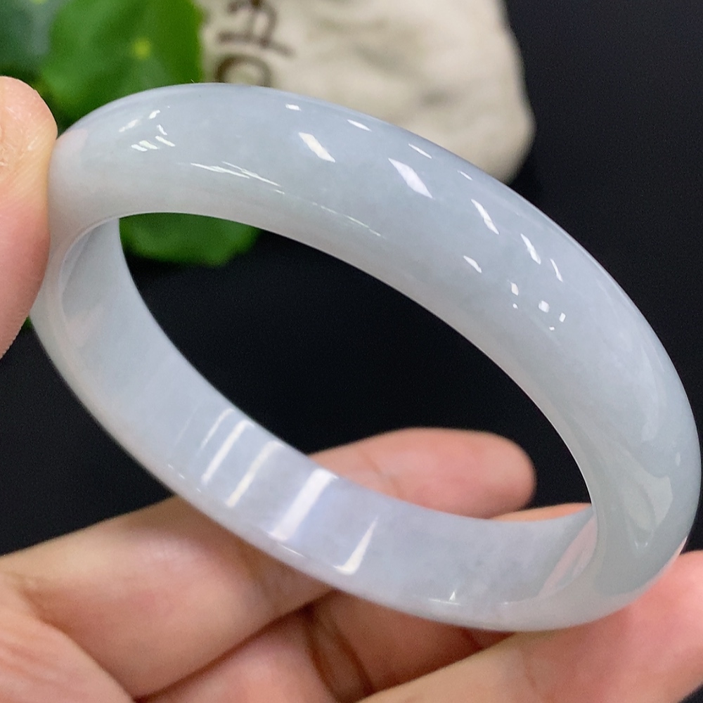 F34051144 Jadeite Round Bangle Size 57.3 Total Weight Approx. 51.9g
