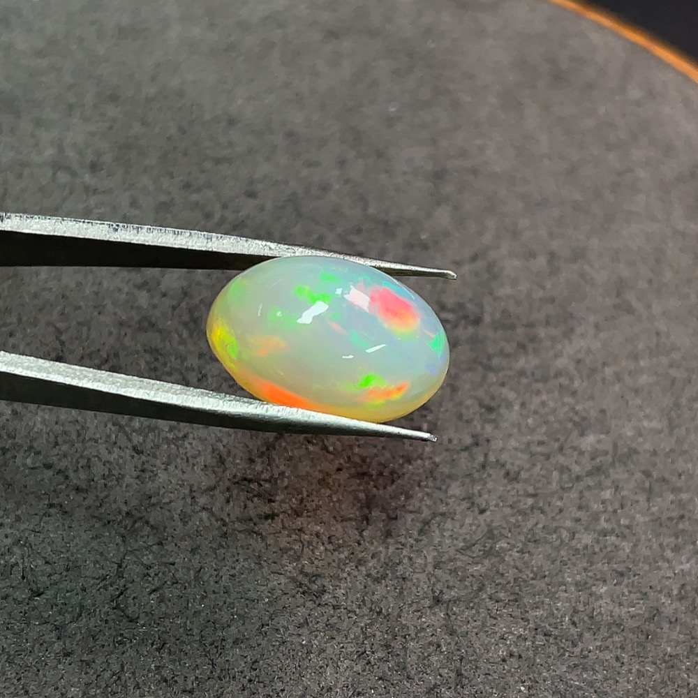 C34038552 Opal Rough Stone Total Weight Approx. 7.77 Carats