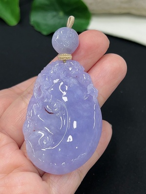 F46546589 翡翠如意挂件 货品总重约19.69g
