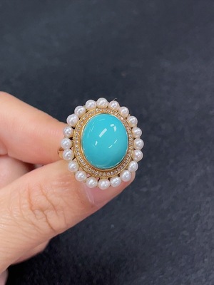 C34949612 Turquoise Ring with Diamond Accents, 18K Gold, Paired with Pearls, Total Weight Approx. 7.1g, Size 15.5
