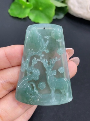 F42971208 翡翠挂件 一鹿有你 货品总重约20.99g