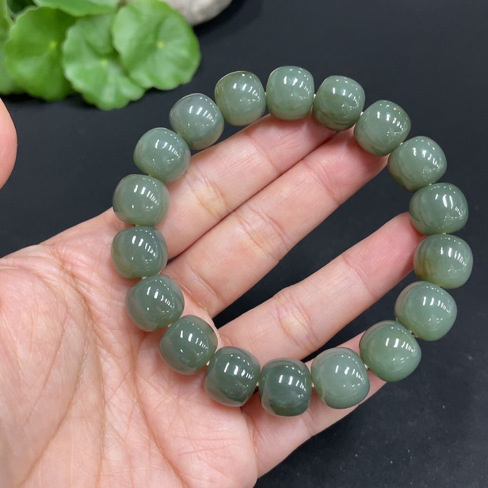 H34072202 Hetian Jade Bracelet, Approx. 12mm, Total Weight Approx. 49.9g