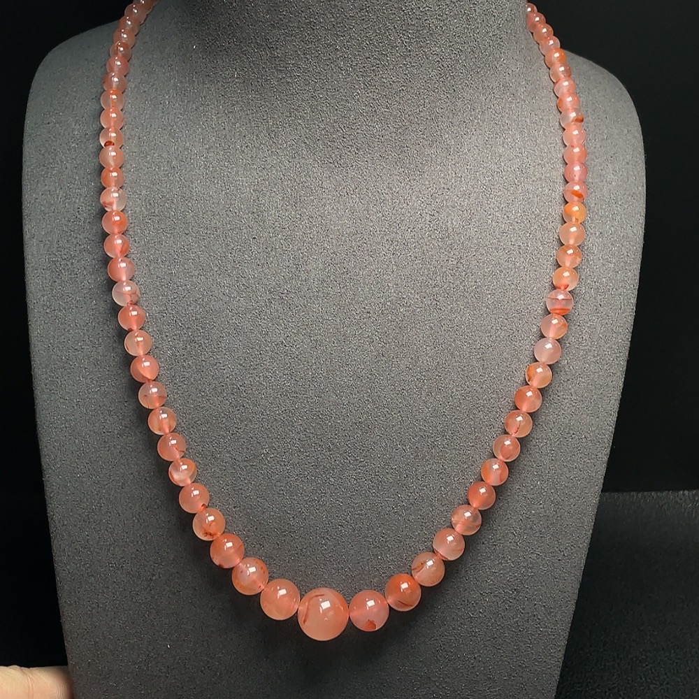 C30511137 South Red Agate Bead Strand Non-Gold Inlaid Approximately 4.1-12.4mm Total Weight About 33.61g Visible Organic Matter