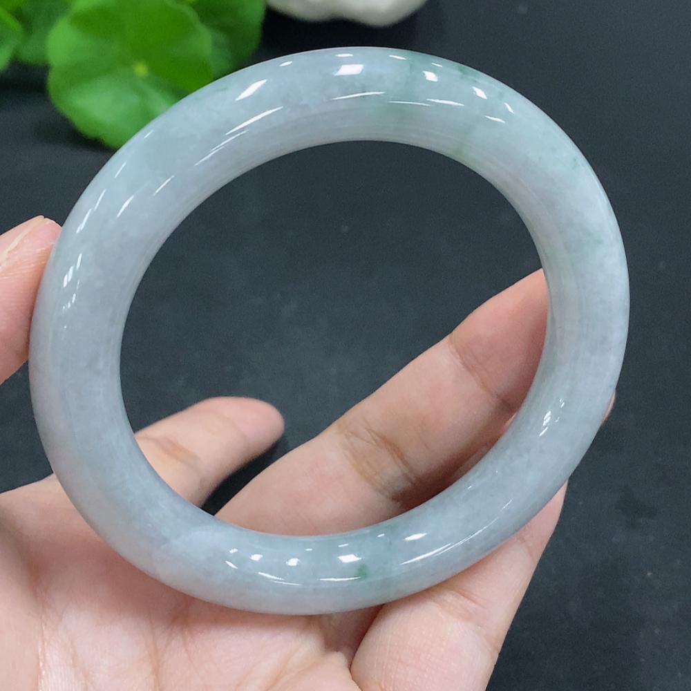 F30569674 Jadeite Round Bangle Bracelet, Inner Diameter 57.2, Total Weight Approx. 65.5g