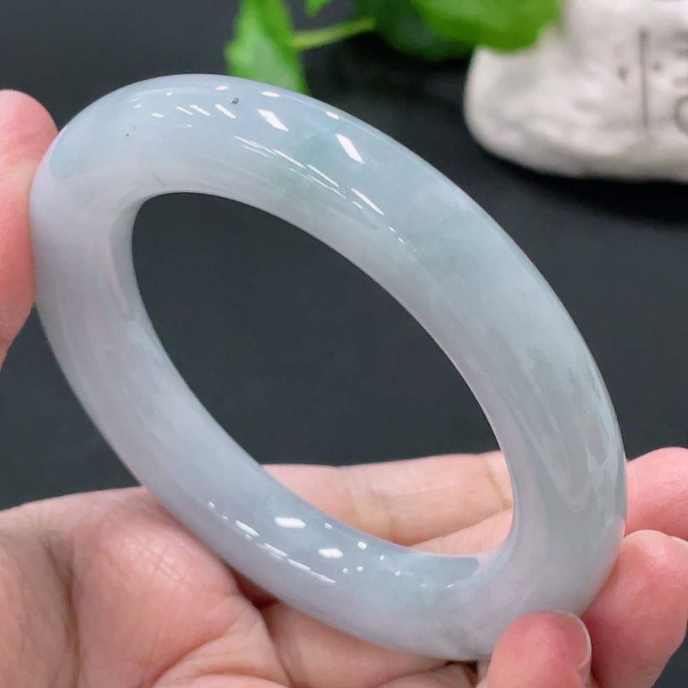 F33935187 Jadeite Round Bangle, Total Weight Approx. 83.3g, Size 55.7
