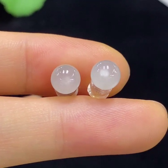 F34044465 Jadeite Earrings 18k Total Weight Approx. 0.99g (Excluding Ear Cap Weight)