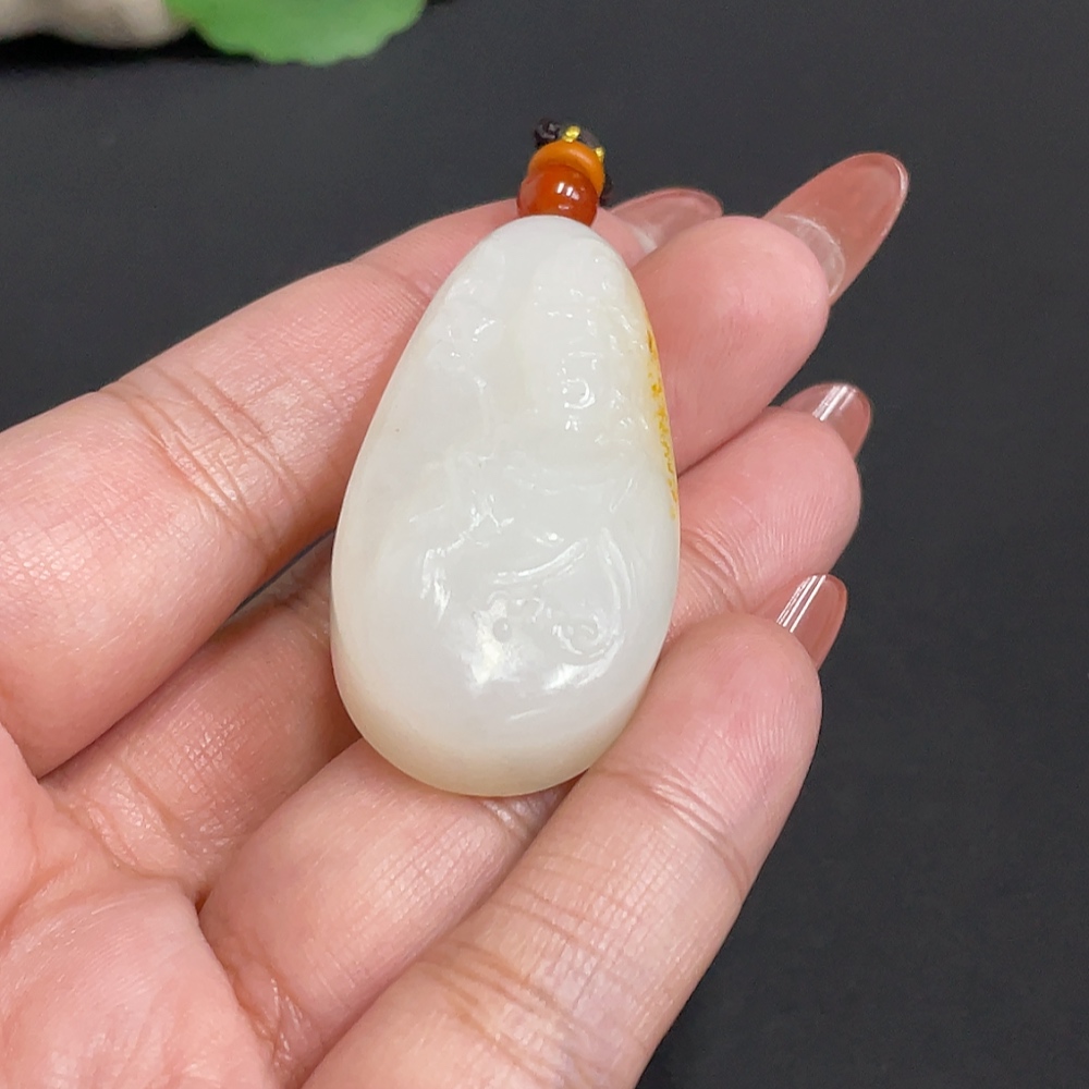 H35100009 Hetian Jade Pendant Avalokitesvara Total Weight Approx. [with rope] 27.9g Undetermined Skin Color Formation