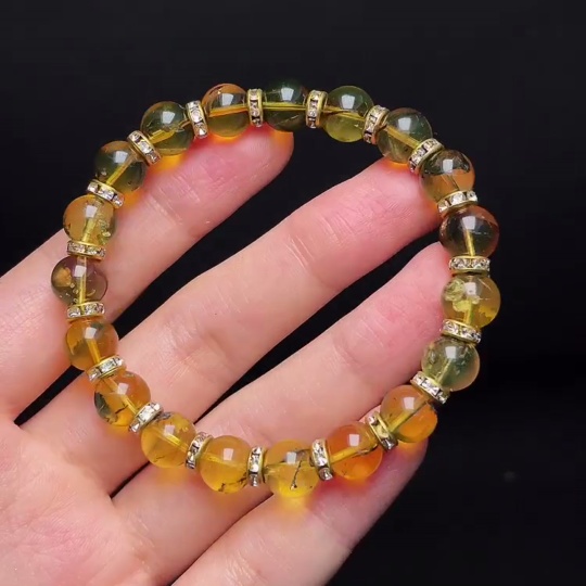 C33843899 Amber Beeswax Bracelet Non-Gold Total Weight Approx. 7.5g Size About 8mm