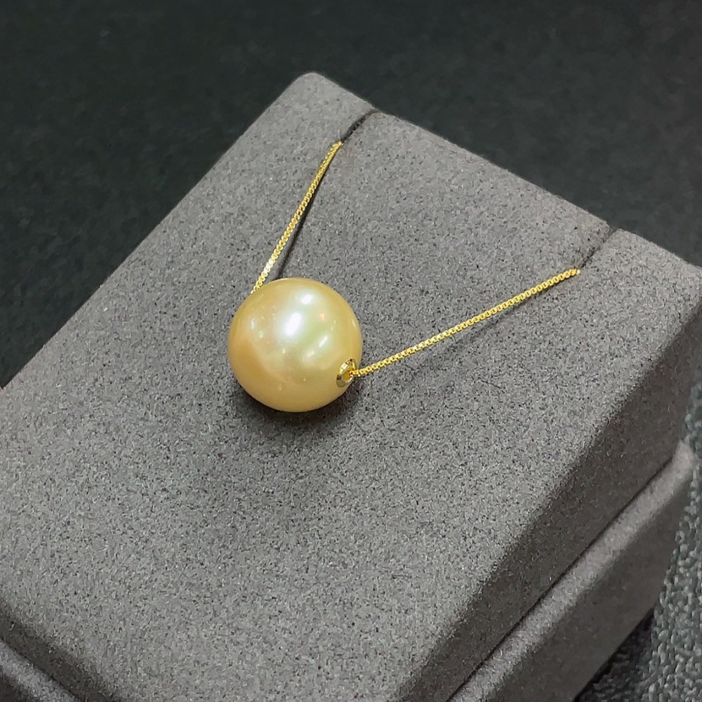 C32743514 Seawater pearl necklace, color origin undetermined, chain not gold, pendant Au58%, total weight approx. 4.55g, size approx. 13.4mm