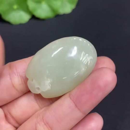H31693903 Hetian Jade Pendant - Seize the Opportunity - Total Weight Approx. 13.1g