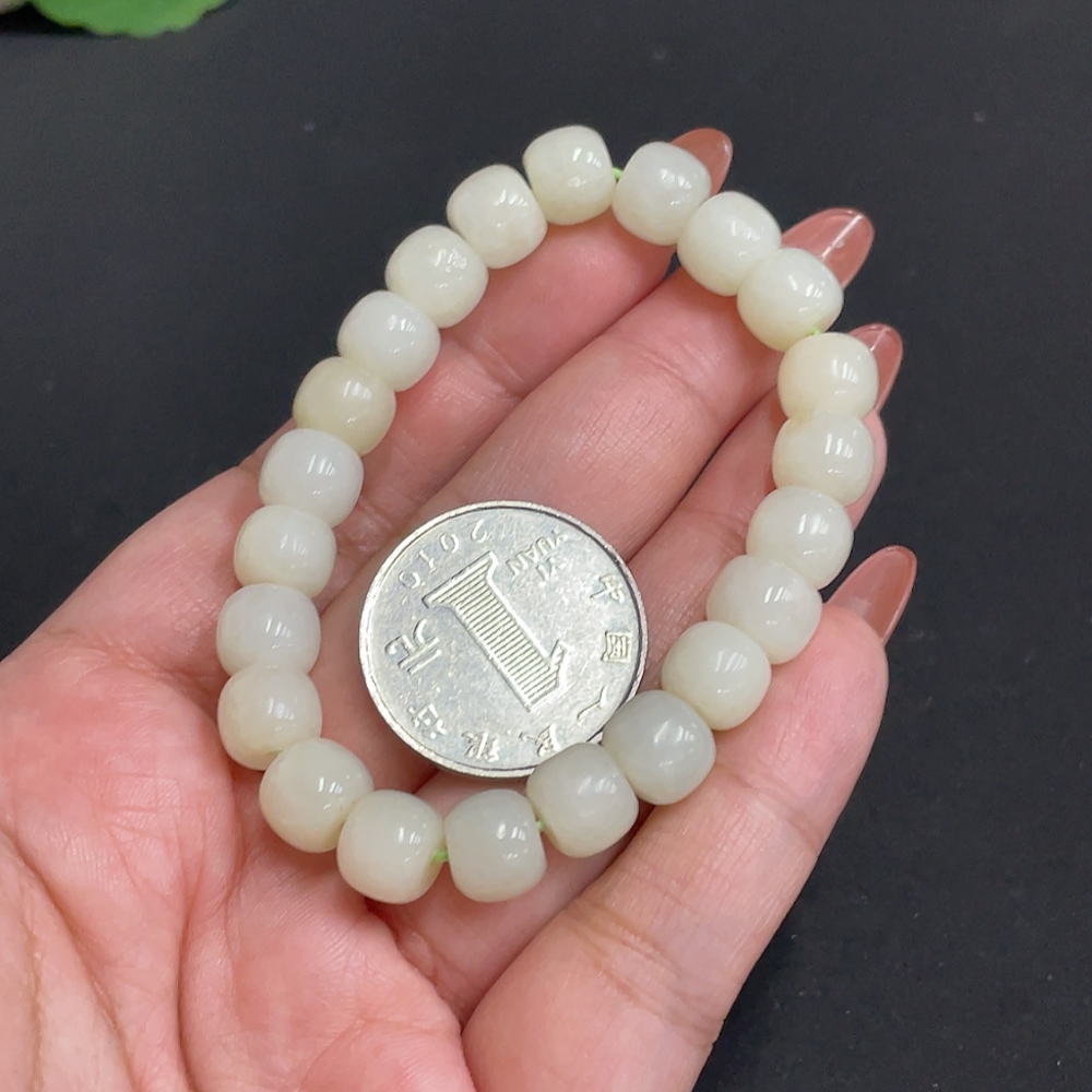 H35101738 Hetian Jade Bracelet, approx. 8.7mm, total weight about 24.8g