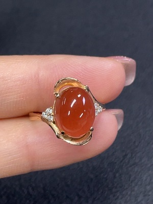 C27097812 Red Agate Inlaid Ring, 18k Gold, Size 13, Total Weight Approx. 3.81g