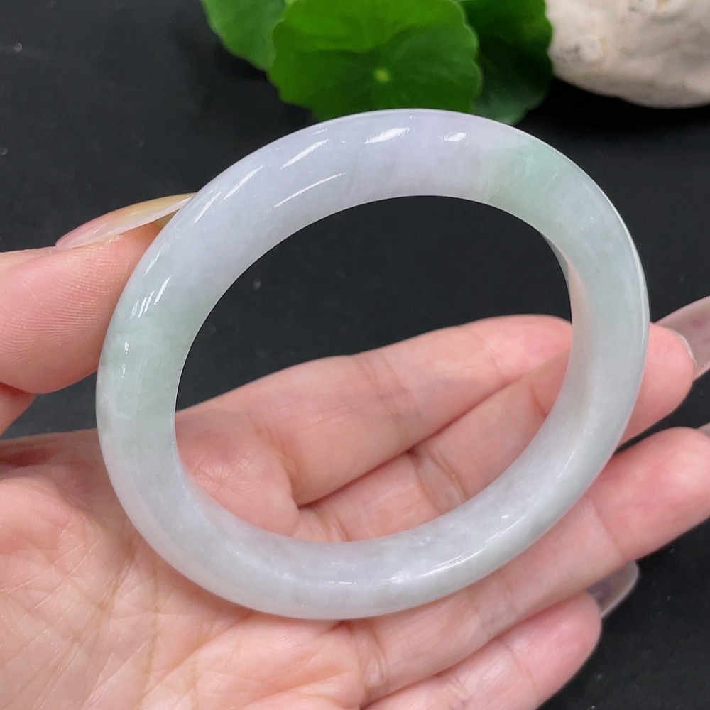 F34068246 Jadeite Round Bracelet Size 55.3 Total Weight Approx. 48.9g