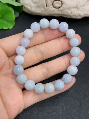 F44317476 翡翠手串 卡9.5mm左右 货品总重约29.35g