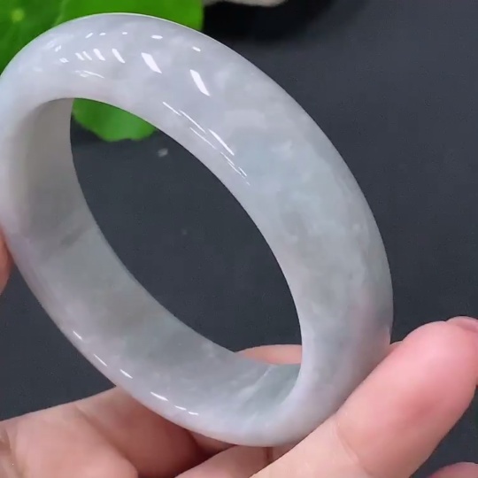 F27176335 Jadeite Circle Bracelet, Inner Diameter 52.5mm, Total Weight Approx. 61.8g