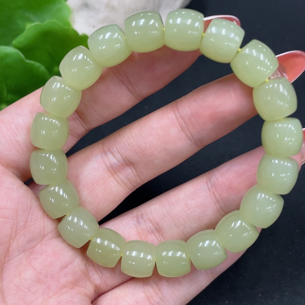 H34027752 Hetian Jade Bracelet, Approx. 9.7mm, Total Weight Approx. 34.2g