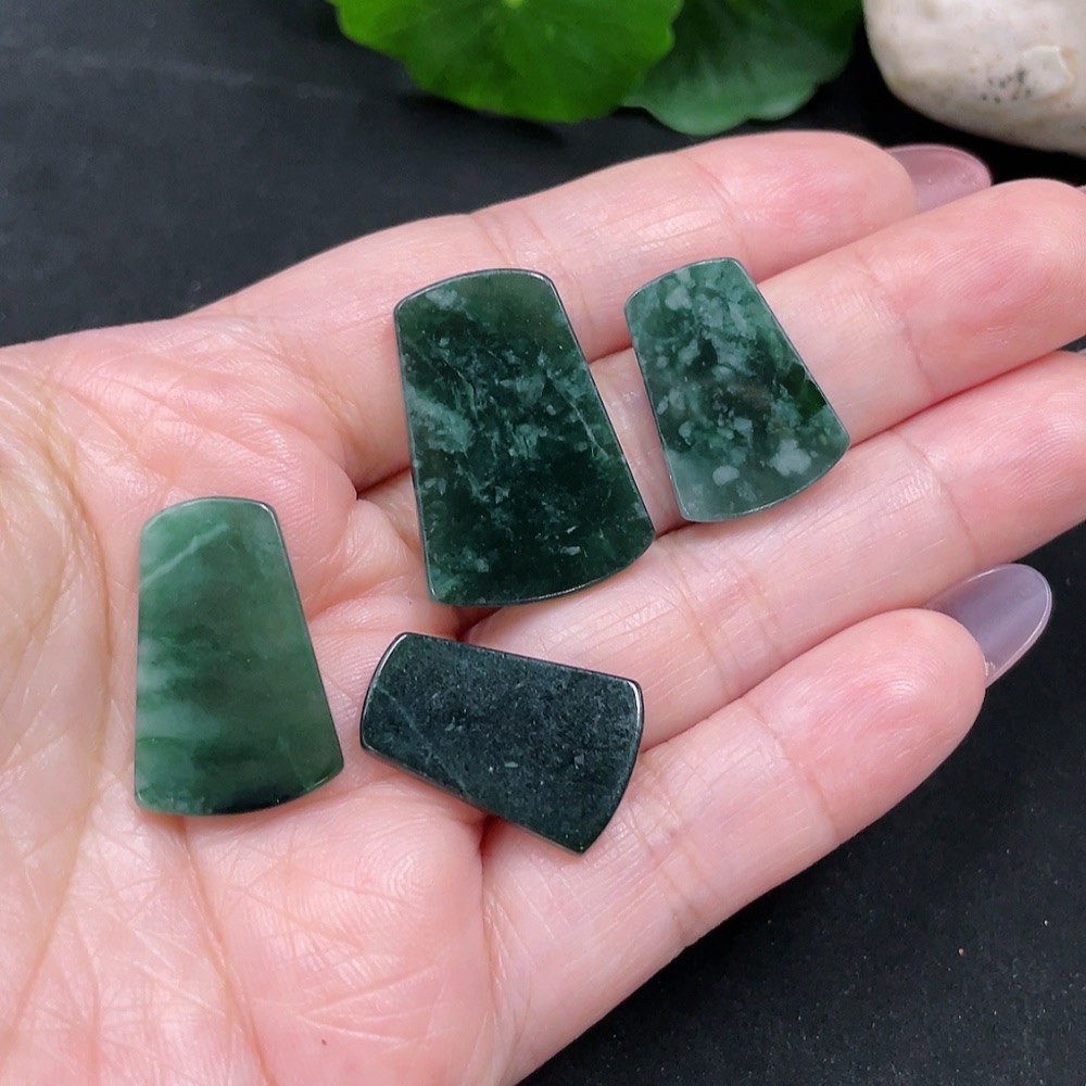 F34982869 Jadeite Plain Pendant Sell as a Lot