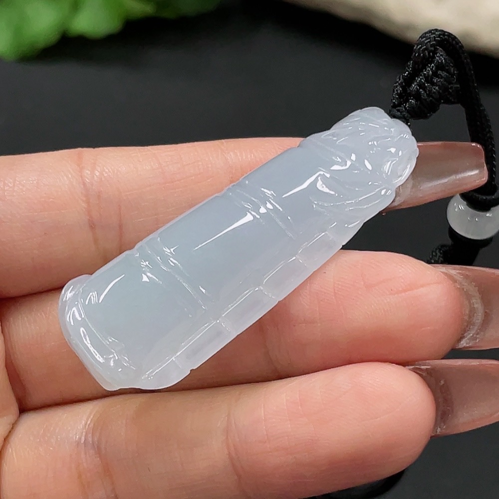 F27114676 JadeiteBamboo Joint Pendant