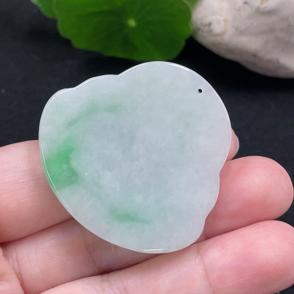 F33827318 JadeiteBuddha Pendant