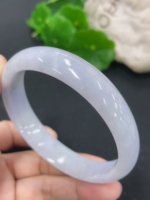F46567344 翡翠正圈手镯 圈口58.5mm 货品总约重48.8g（修补）