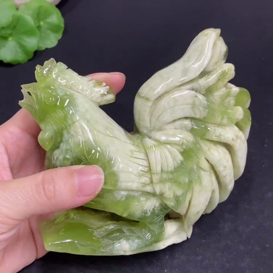 H33860180 Xiuyu (serpentine jade) ornament Rooster