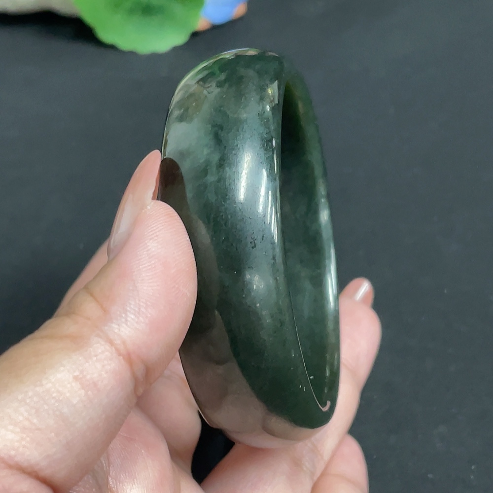 H35118380 Hetian Jade Regular Round Bracelet Size 61.1 Total Weight Approx. 72.6g