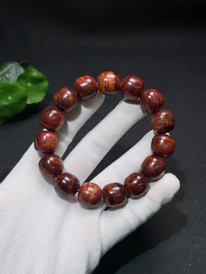 W33937397 Huanghuali Wood Bracelet, Total Weight Approx. 26.6g, Bead Size 15.1mm