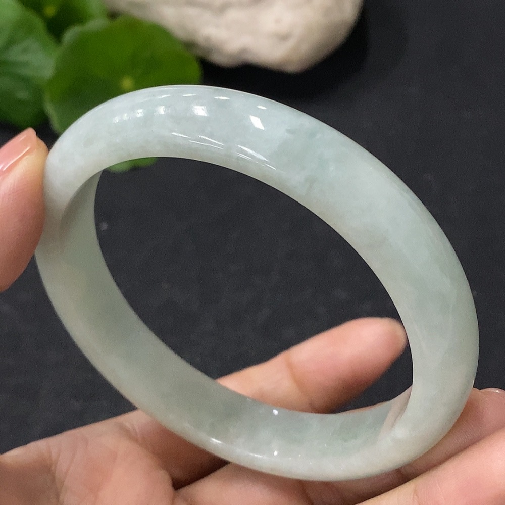 F35117376 Jadeite Round Bangle Size 57.5mm Total Weight Approximately 47.1g