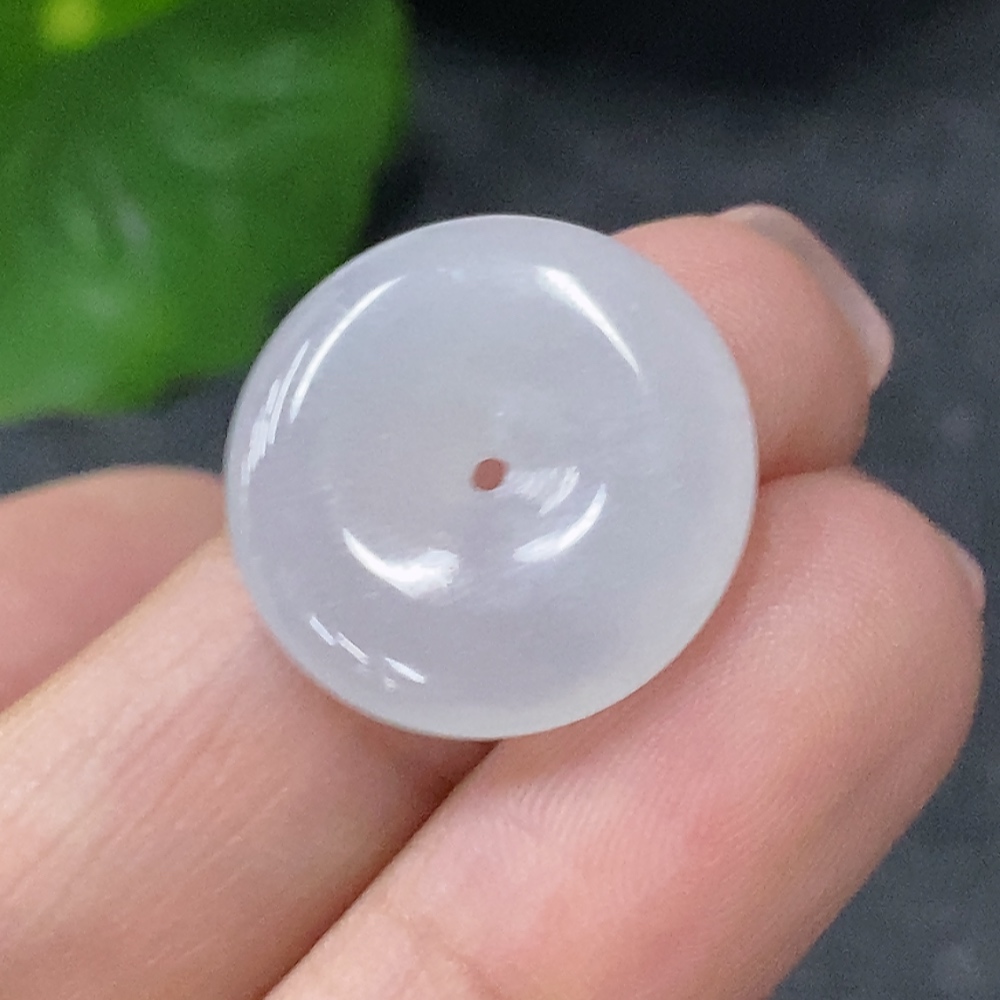 F34997843 Jadeite Pendant Peace Knot Total Weight Approximately 2.65g