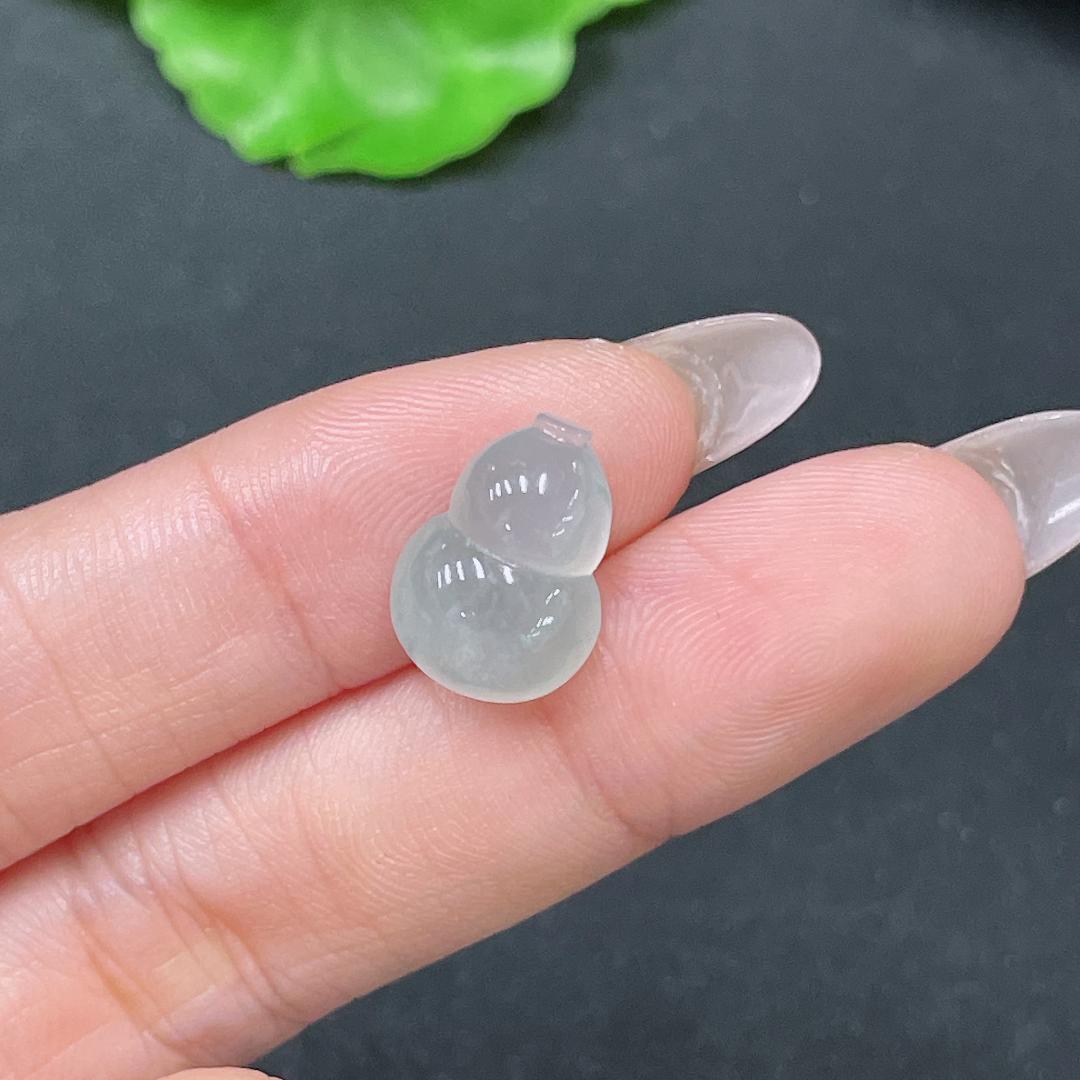 F35138426 Jadeite Gourd Pendant Total Weight Approx. 1.37g