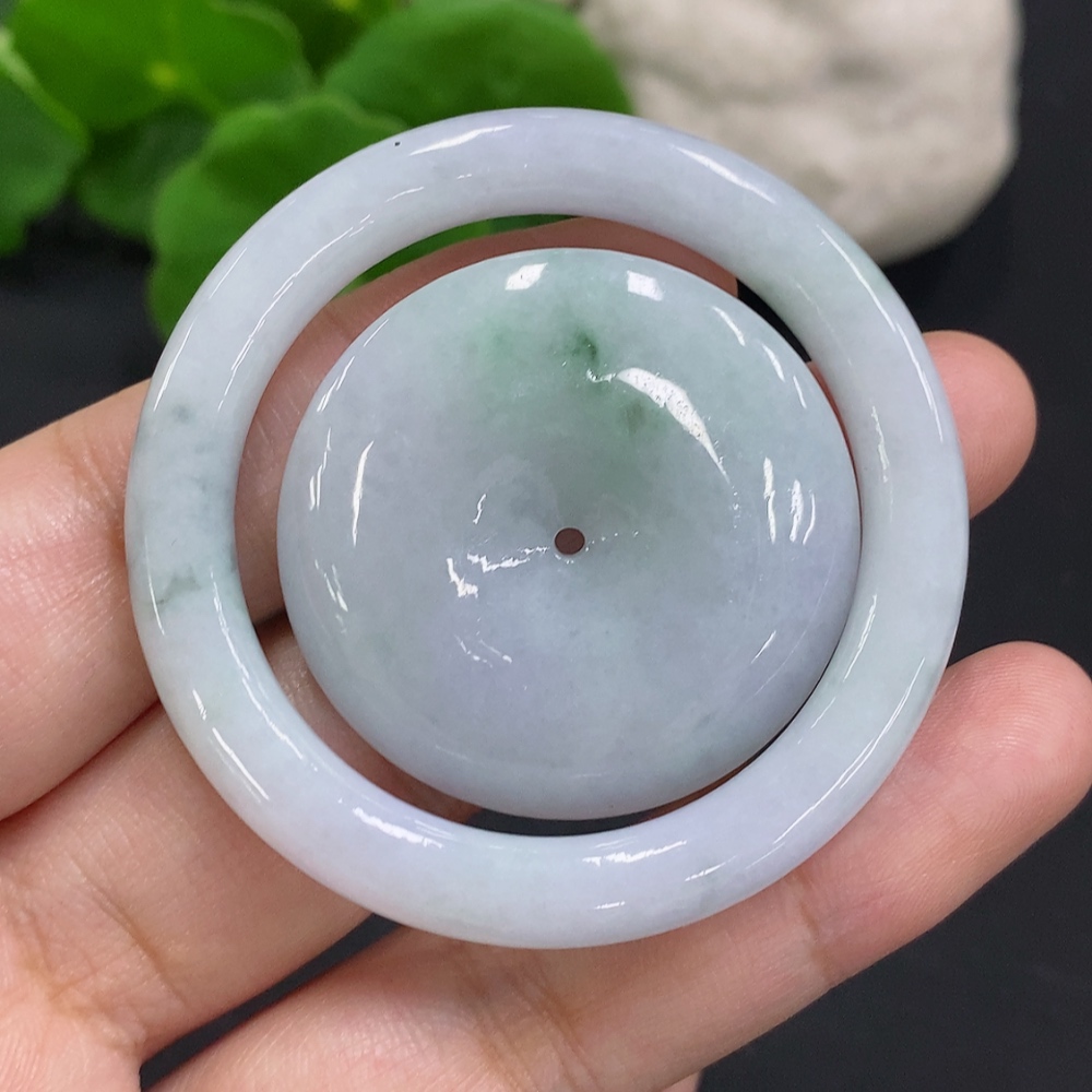 F32741368 Jadeite Mother-and-Child Button Pendant with a total product weight of approximately 31.8 grams