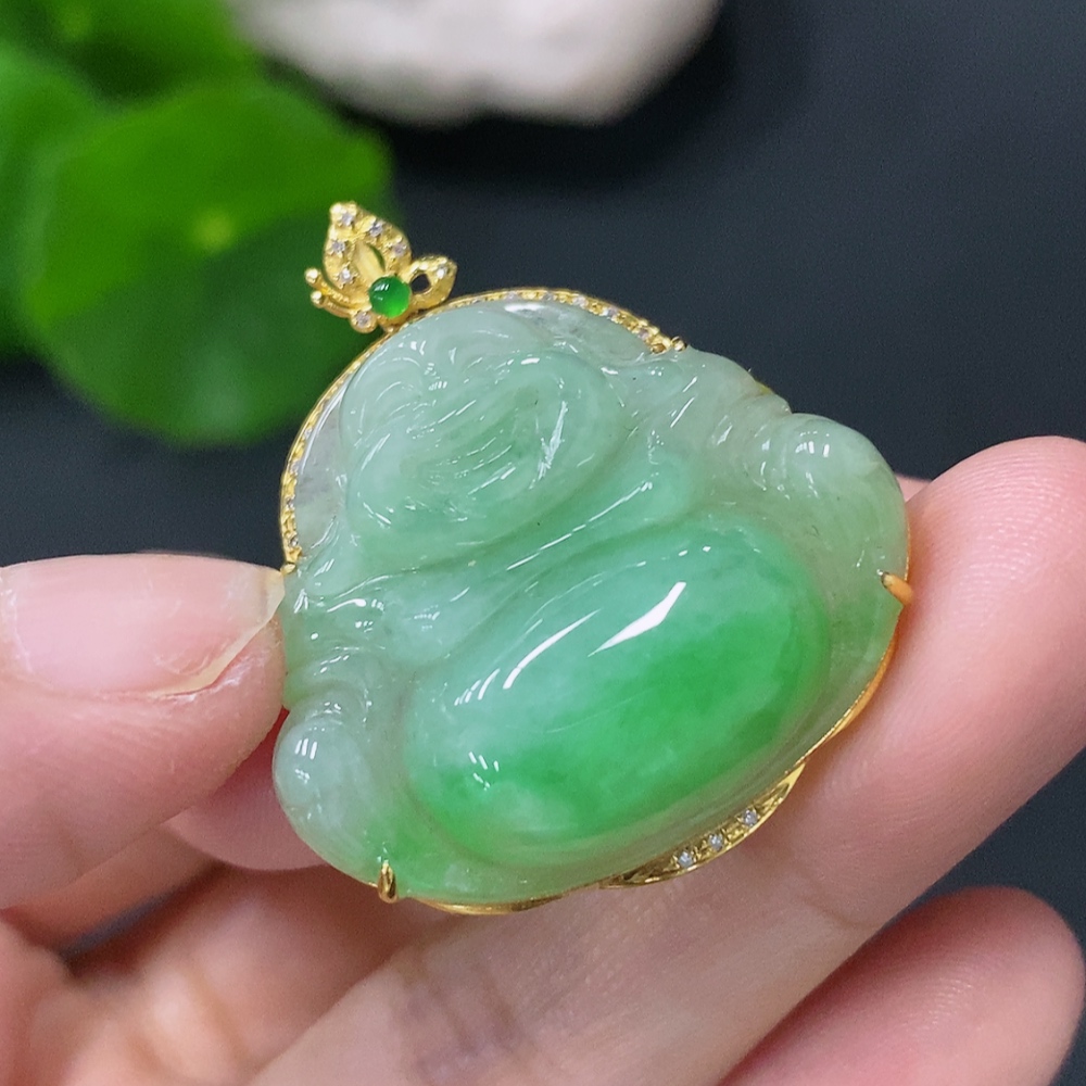 F31588644 Jadeite Buddha Pendant with 18K Gold and Diamond Accents, Total Weight Approx. 7.37g