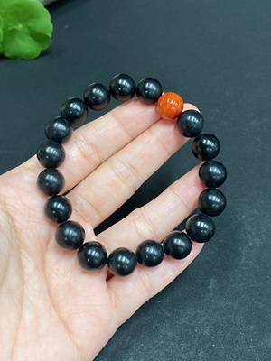 H34036158 Hetian Jade Bracelet, approx. 10mm beads, total weight approx. 30.9g, color origin undetermined, accessories not Hetian Jade