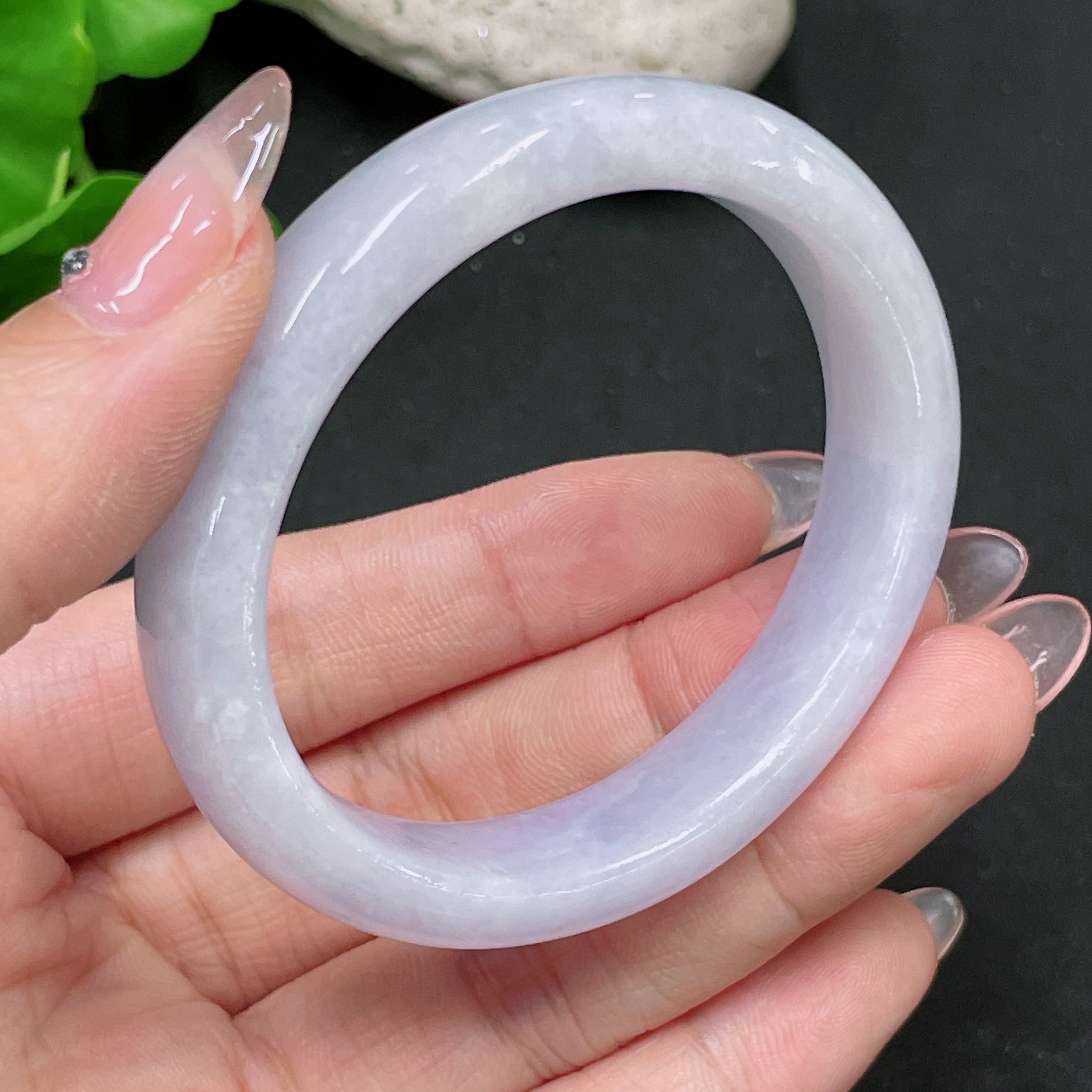 F34958444 Jadeite Imperial Concubine Bracelet Size 49.3/43.7 Total Weight Approx. 39.7g