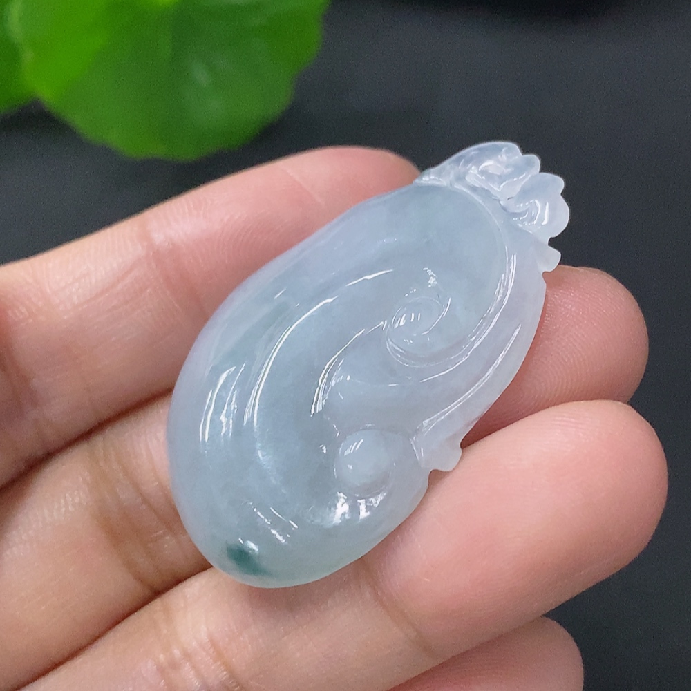 F32711551 JadeiteRuyi Pendant