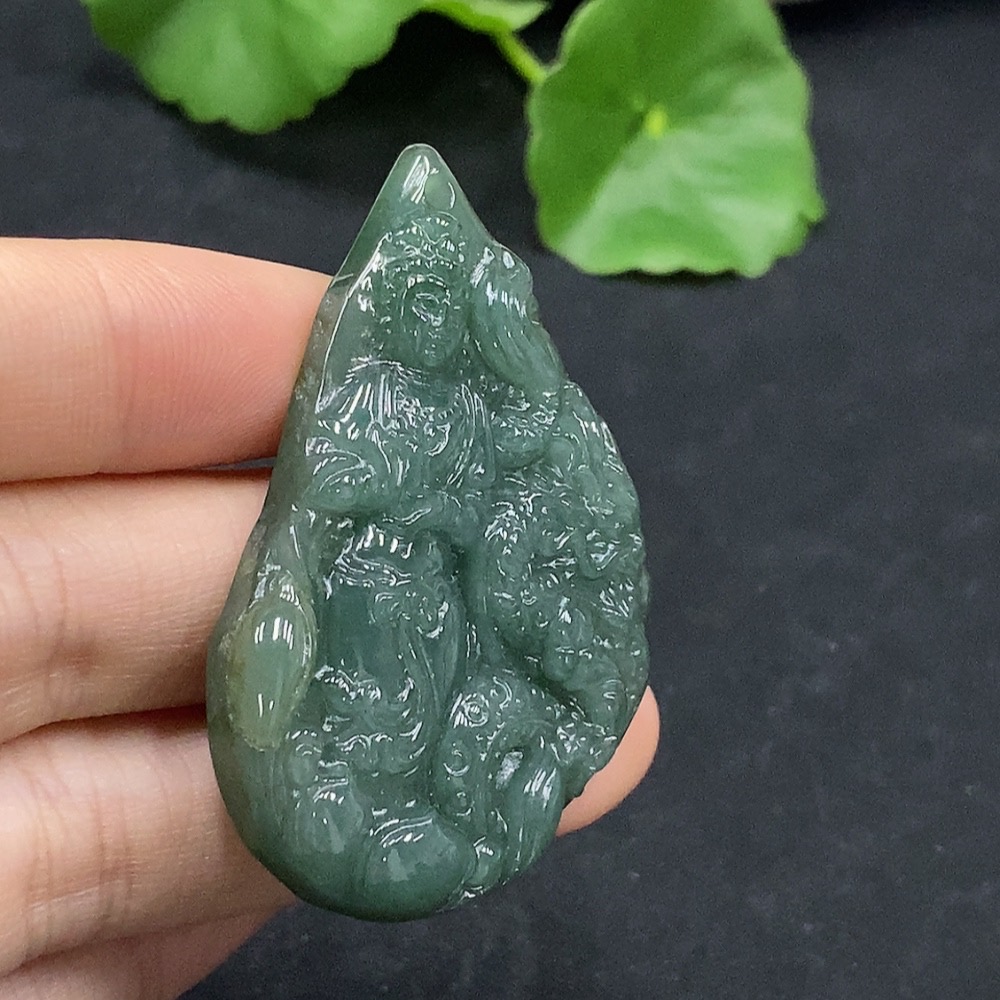 F30516467 Imperial Jadeite Guanyin Pendant with Dragon Design, Total Weight Approx. 21.87g
