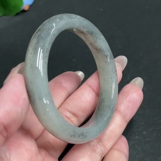 H30488613 Hetian Jade Round Bracelet Size 51.6 Total Weight Approx. 42.4g