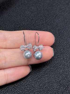 C33922799 Seawater Pearl Earrings Non-Gold Color Origin Undetermined Total Weight Approximately 1.81g Size About 6.4mm