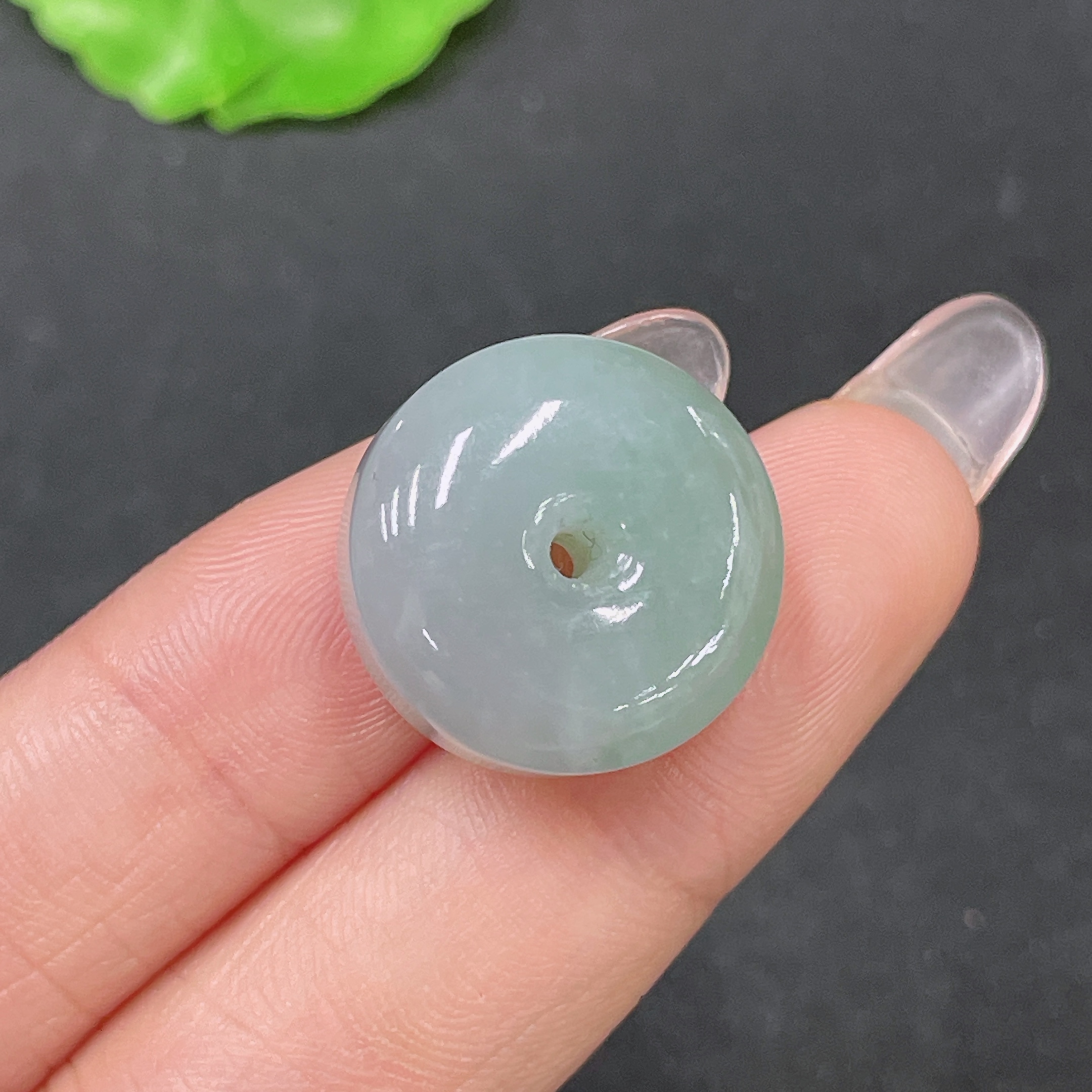 F34064130 Jadeite Pendant Total weight approx. 7.55g